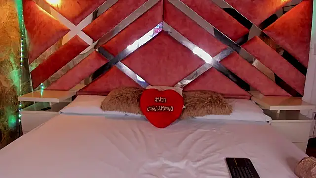 Lily Queen30 online show from December 2025 08:02:01 PM