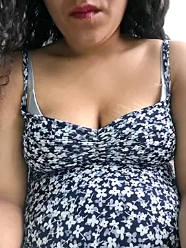 Snapshot of Blackgiirll chatting on November 2025 05:23:01 PM Blackgiirll online show from November 2025 05:23:01 PM