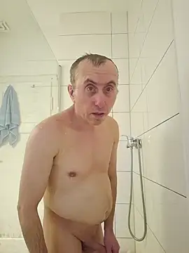 TirelessLot3 online show from April 2026 05:42:02 PM