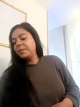 Snapshot of LorieFerrer chatting on February 2025 02:10:01 PM LorieFerrer online show from February 2025 02:10:01 PM