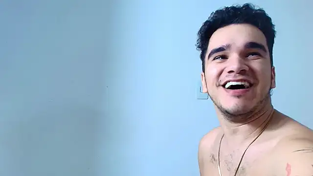 Snapshot of BrandoCraw chatting on December 2025 02:49:01 AM BrandoCraw online show from December 2025 02:49:01 AM