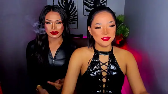 GwennGoddess online show from December 2025 02:28:01 AM