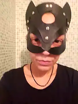 Emma Conti  online show from November 2025 03:51:01 PM