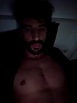 Snapshot of Pinosce6 chatting on November 2025 02:06:02 PM Pinosce6 online show from November 2025 02:06:02 PM