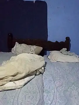 CUTE V LOVE online show from December 2025 09:51:01 AM