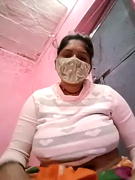 Snapshot of Janhvi_bhabhi_ji chatting on November 2025 12:20:01 AM Janhvi bhabhi ji online show from November 2025 12:20:01 AM