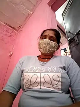 Snapshot of Janhvi_bhabhi_ji chatting on November 2025 11:10:02 AM Janhvi bhabhi ji online show from November 2025 11:10:02 AM