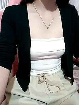 Snapshot of Ella039 chatting on December 2025 05:05:01 AM Ella039 online show from December 2025 05:05:01 AM