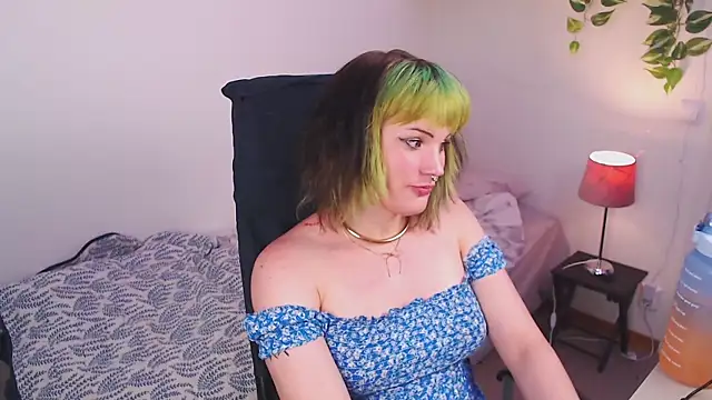 slutty violet online show from June 2026 02:44:02 PM