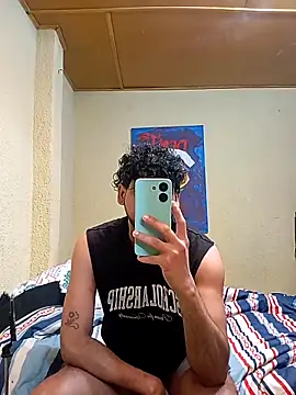 Snapshot of prototipoA45 chatting on November 2025 03:00:02 PM prototipoA45 online show from November 2025 03:00:02 PM