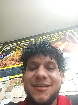 Snapshot of prototipoA45 chatting on December 2025 10:14:01 PM prototipoA45 online show from December 2025 10:14:01 PM