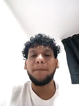 Snapshot of prototipoA45 chatting on January 2026 06:07:02 AM prototipoA45 online show from January 2026 06:07:02 AM