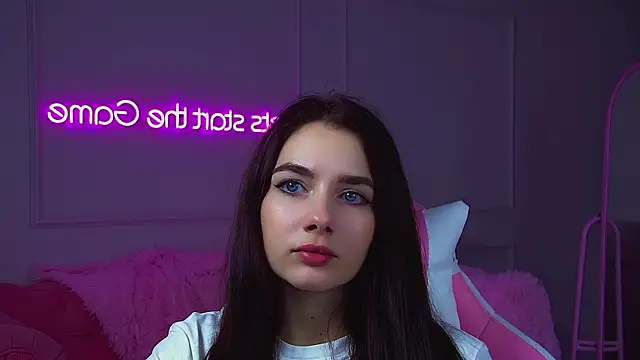 Snapshot of SelenaPonces chatting on November 2025 12:16:02 PM SelenaPonces online show from November 2025 12:16:02 PM