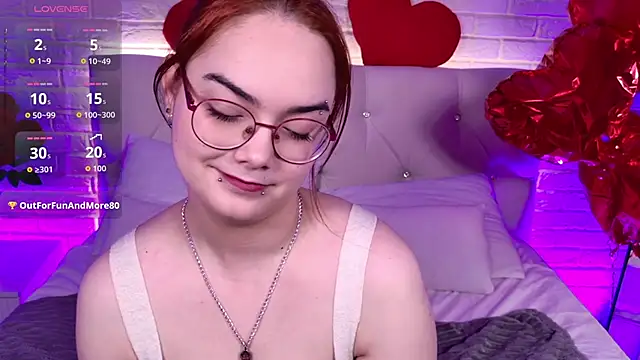 Lily  Evans online show from February 2026 04:42:01 AM