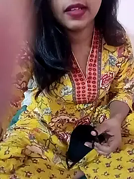 Sexy Divya   online show from November 2025 05:51:02 AM