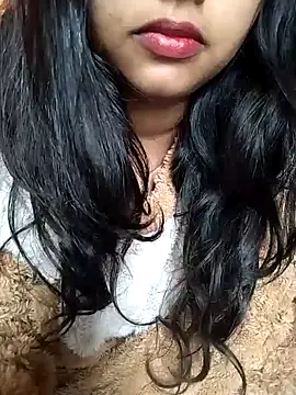 Sexy Divya   online show from February 2026 03:04:01 AM