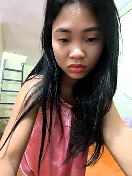 Lynly k2 online show from March 2026 11:33:01 PM