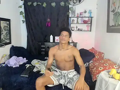 Snapshot of JUANBIGCOCK21CM chatting on December 2025 05:34:01 AM JUANBIGCOCK21CM online show from December 2025 05:34:01 AM