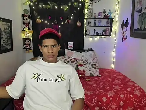 Snapshot of JUANBIGCOCK21CM chatting on December 2025 04:01:02 PM JUANBIGCOCK21CM online show from December 2025 04:01:02 PM