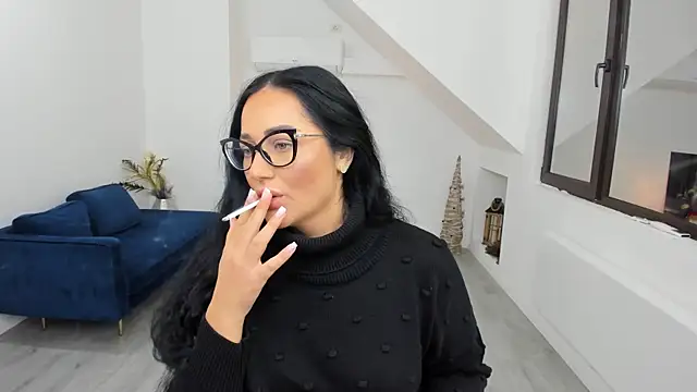 Snapshot of AnyaEvy chatting on November 2025 04:34:02 AM AnyaEvy online show from November 2025 04:34:02 AM