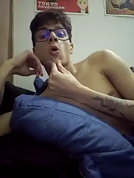 Snapshot of Mateeo_G chatting on November 2025 02:43:02 AM Mateeo G online show from November 2025 02:43:02 AM