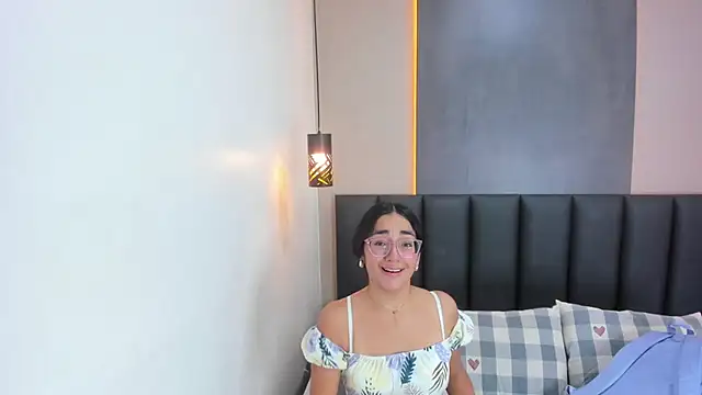 NicoletCherry   online show from December 2025 07:53:02 PM