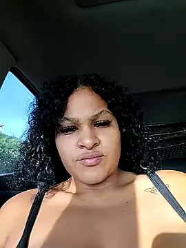 Snapshot of Valen_Artu chatting on November 2025 08:53:01 PM Valen Artu online show from November 2025 08:53:01 PM