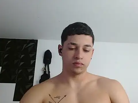 Snapshot of adam_keith chatting on November 2025 04:10:02 PM adam keith online show from November 2025 04:10:02 PM