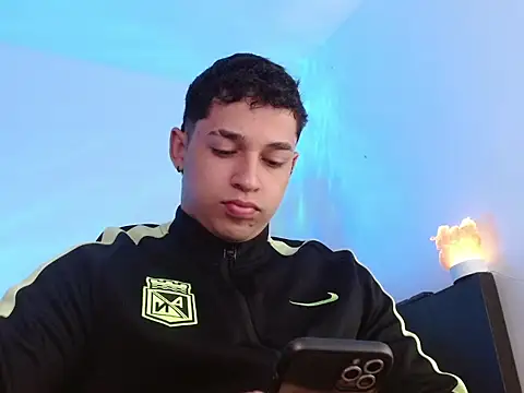 Snapshot of adam_keith chatting on January 2026 12:11:01 PM adam keith online show from January 2026 12:11:01 PM