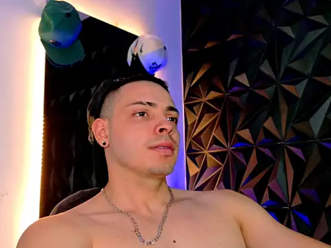 Maxwell Dupont online show from November 2025 09:47:01 PM