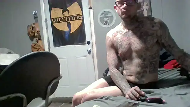 trickydickydaddy online show from February 2026 09:16:02 AM