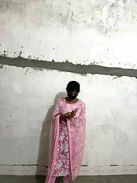 Snapshot of Sunita-collage chatting on November 2025 09:09:01 AM Sunita-collage online show from November 2025 09:09:01 AM