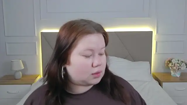 EvaNova  online show from March 2026 10:32:01 AM