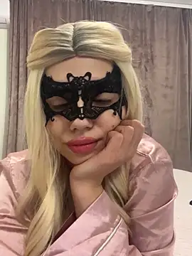 LilxSar online show from November 2025 05:59:01 PM