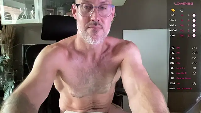 Snapshot of the_new_fit_rubinho chatting on July 2026 09:03:02 AM the new fit rubinho online show from July 2026 09:03:02 AM