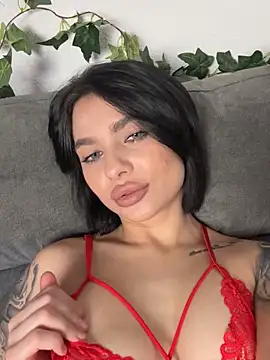 Snapshot of NatashaBluex chatting on December 2025 07:33:02 PM NatashaBluex online show from December 2025 07:33:02 PM