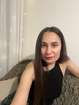 Snapshot of NikaGold7725 chatting on November 2025 07:13:01 PM NikaGold7725 online show from November 2025 07:13:01 PM