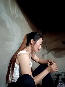 blonde blg online show from April 2026 04:53:01 AM