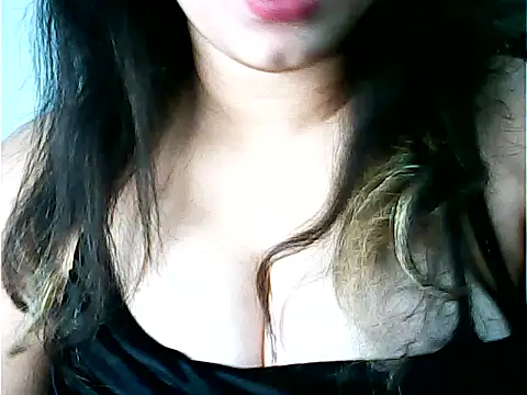 shreya saxena 01 online show from November 2025 06:37:01 AM