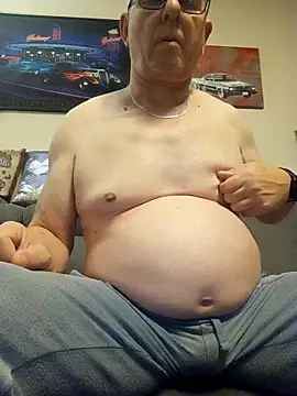 andy-1961 online show from December 2025 07:43:01 PM