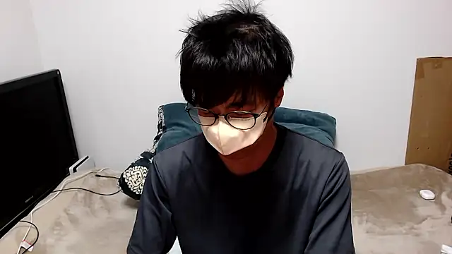 Snapshot of yuu-to-desu chatting on April 2026 04:16:01 AM yuu-to-desu online show from April 2026 04:16:01 AM