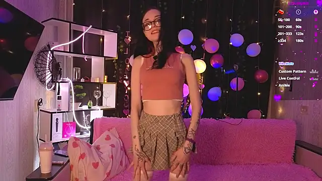 Snapshot of GirlFromHell88 chatting on May 2026 08:58:02 PM GirlFromHell88 online show from May 2026 08:58:02 PM