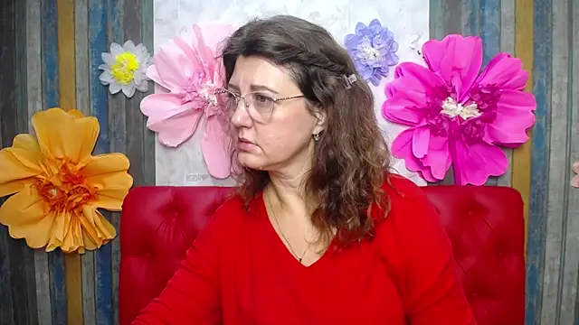 RoseHille online show from November 2025 06:12:02 AM