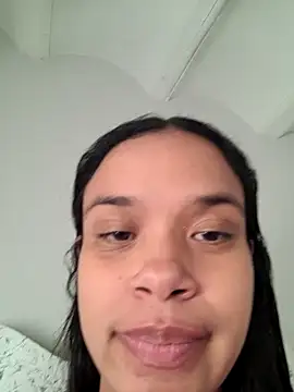 Snapshot of kyliecastell chatting on November 2025 03:50:01 PM kyliecastell online show from November 2025 03:50:01 PM