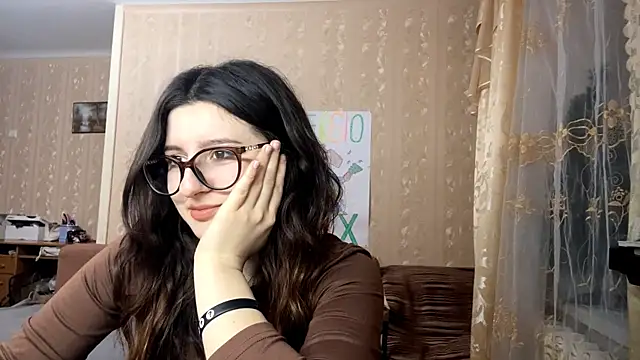 Snapshot of DonnieBooton chatting on December 2025 01:15:01 PM DonnieBooton online show from December 2025 01:15:01 PM