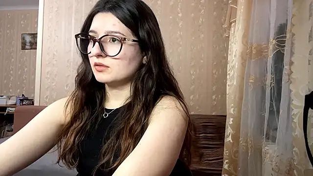 Snapshot of DonnieBooton chatting on December 2025 01:17:01 PM DonnieBooton online show from December 2025 01:17:01 PM