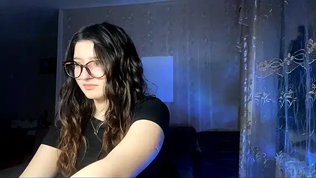 Snapshot of DonnieBooton chatting on January 2026 04:31:02 PM DonnieBooton online show from January 2026 04:31:02 PM