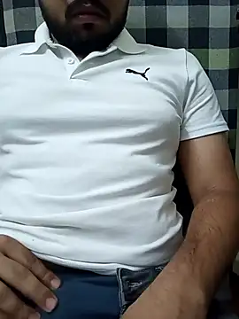 Snapshot of MrToxxic chatting on November 2025 06:18:02 PM MrToxxic online show from November 2025 06:18:02 PM