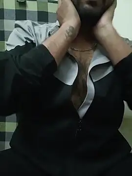 Snapshot of MrToxxic chatting on November 2025 05:19:01 PM MrToxxic online show from November 2025 05:19:01 PM