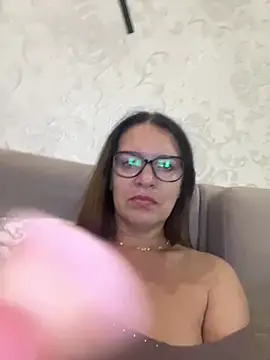 Snapshot of Milana8263 chatting on July 2026 07:05:02 PM Milana8263 online show from July 2026 07:05:02 PM